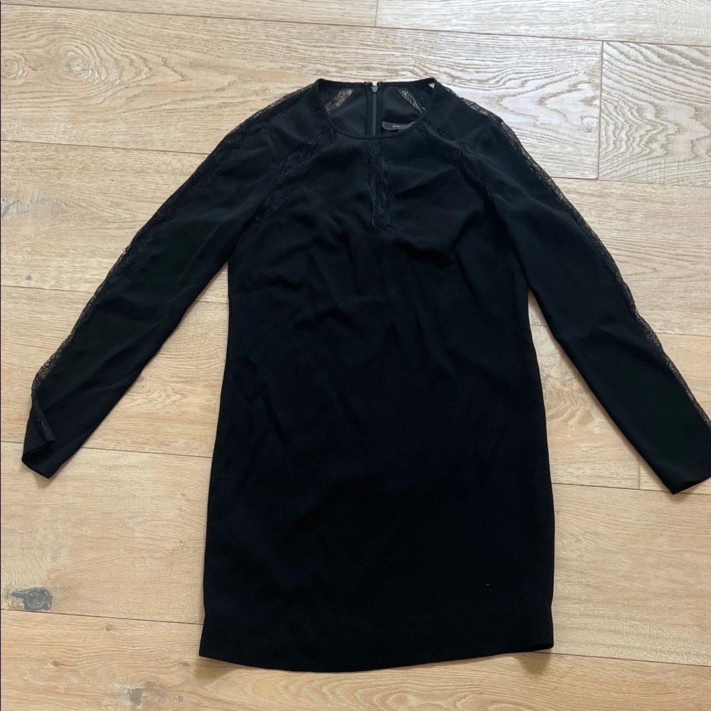 BCBGMaxAzria Black Long-Sleeve Lace-Accent Shift Dress